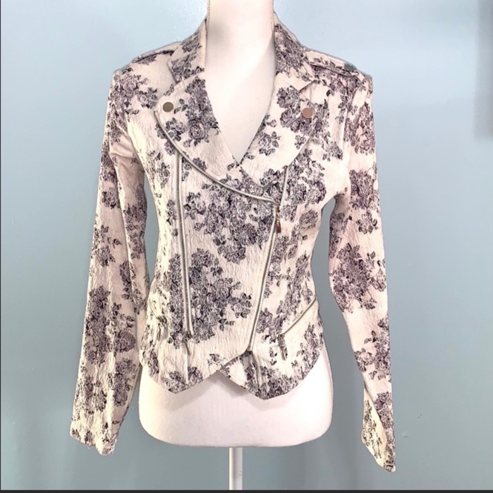 Floral Jacket Size M